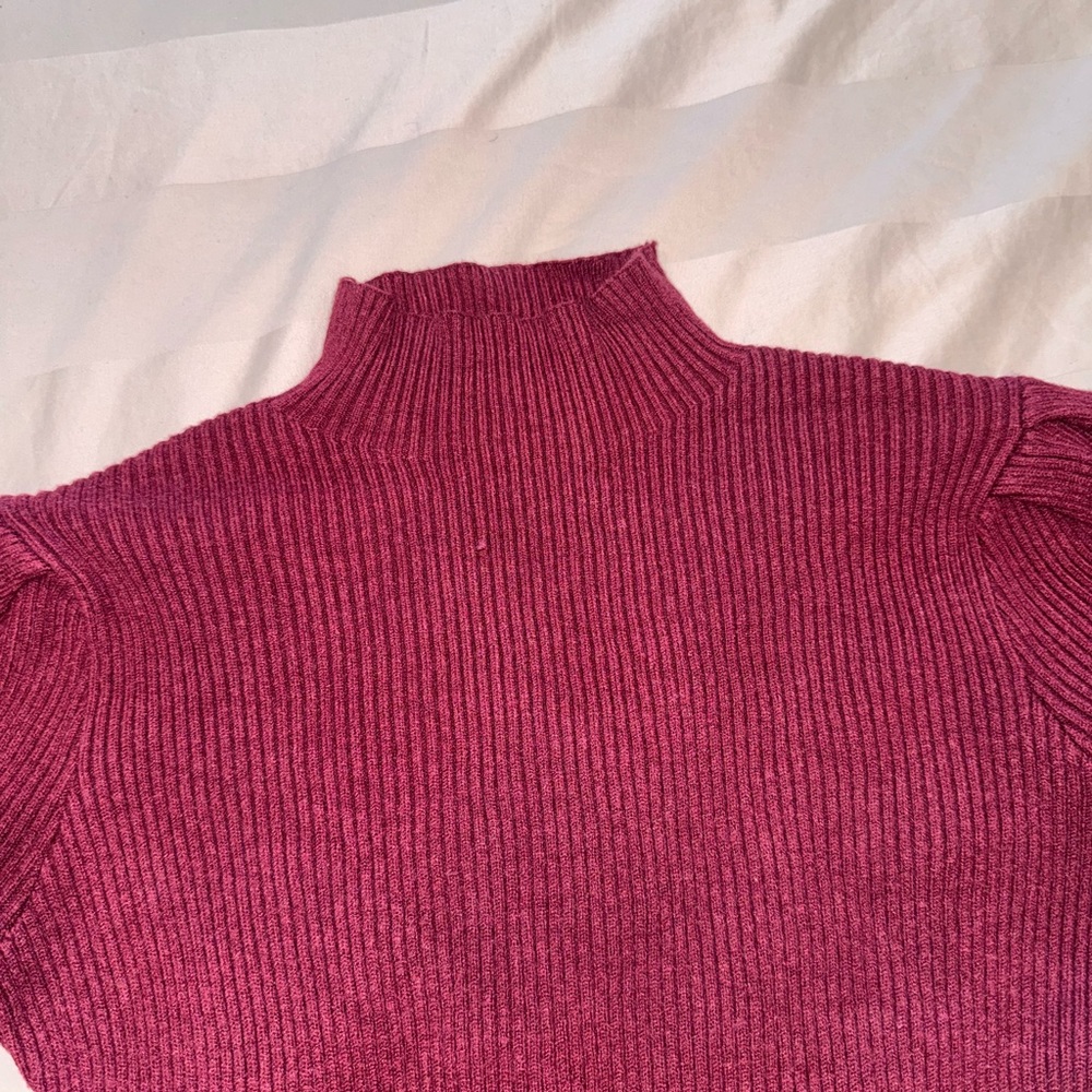 Chic Long Sleeve Knit Dress in Rich Burgundy - Picture 4 of 5